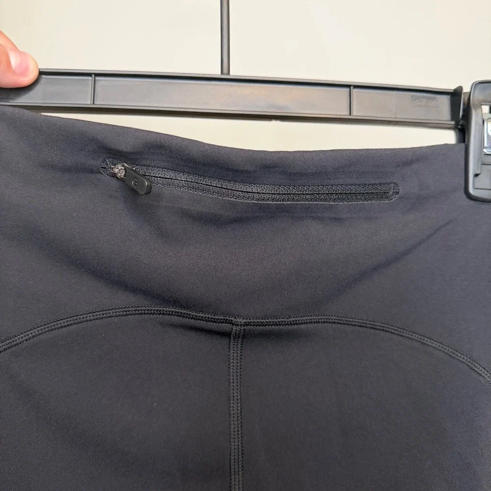 lululemon Run Off Route Mid Rise Crop Leggings Black Size 6 Athleisure